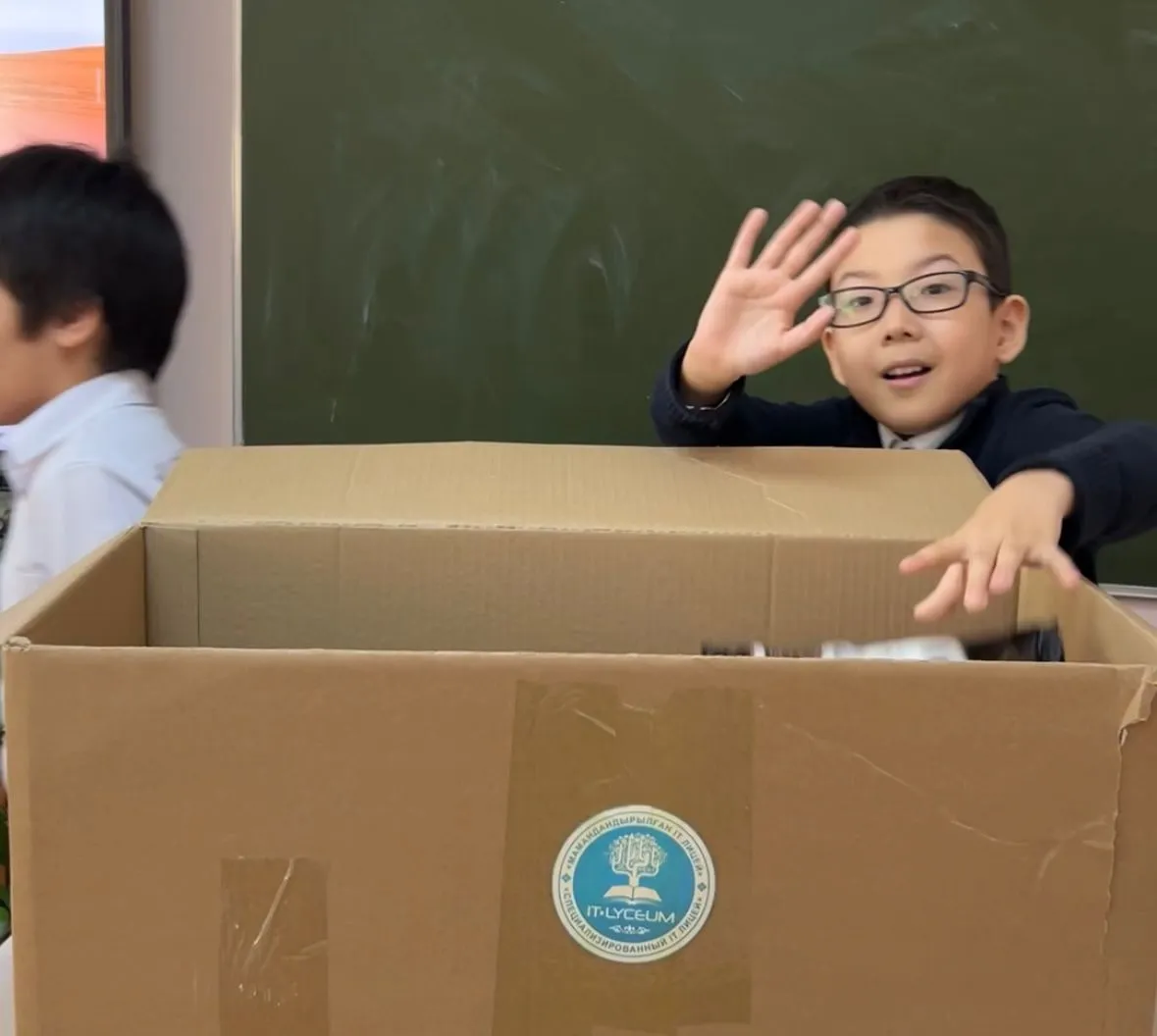 Ақтаулық оқушылар қайырымдылықпен айналысты