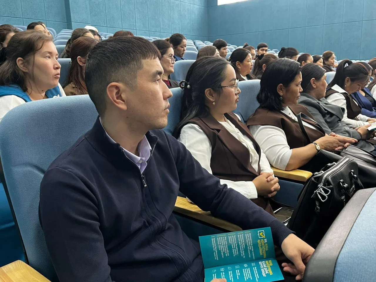 Батыр ауылының тұрғындары референдумге барады