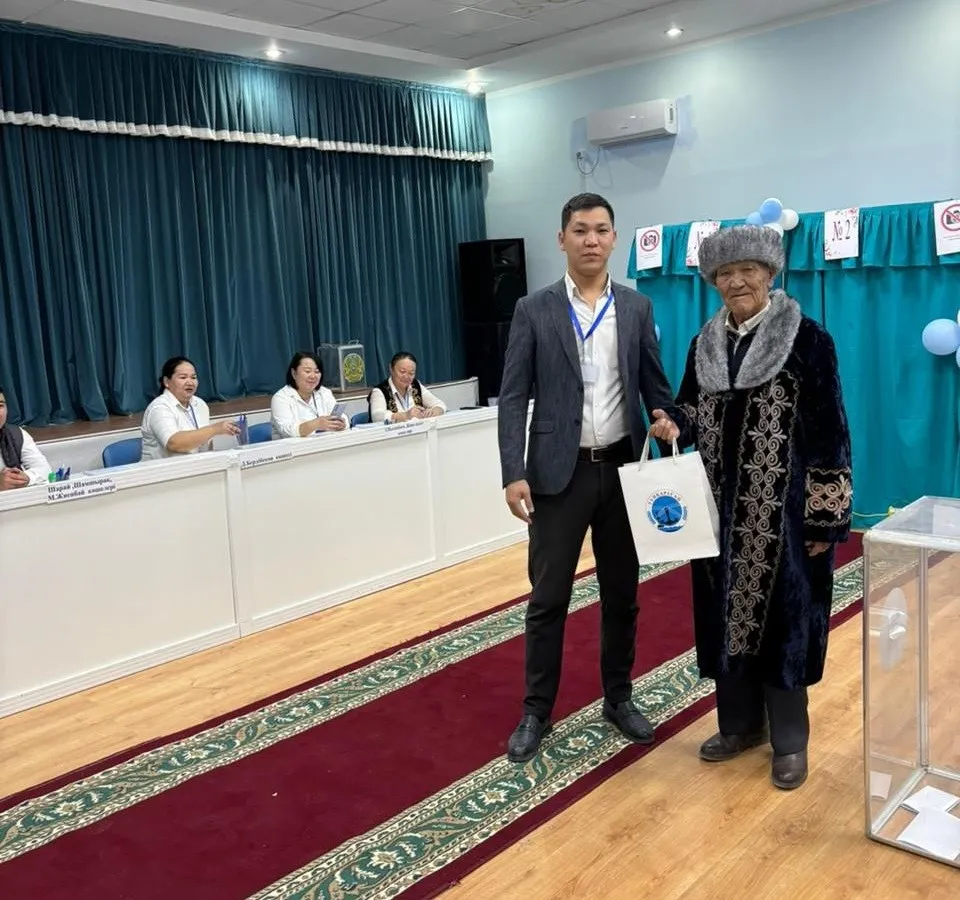 Маңғыстаулық ақсақалдар референдумға белсенді қатысуда