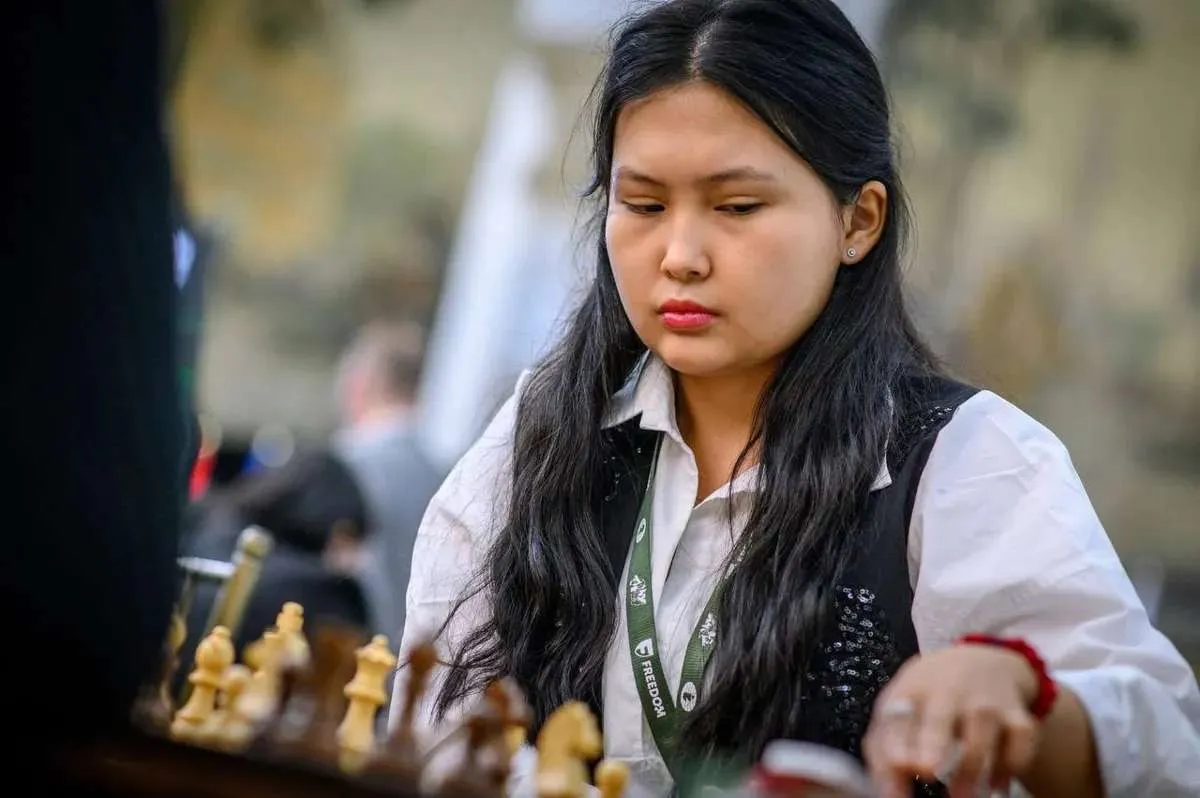 Бибісара Асаубаева ФИДЕ үміткерлер турнирінде көш бастады