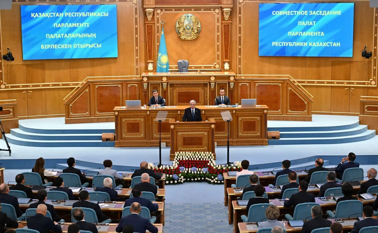 Мемлекет басшысы: "Экономиканы әртараптандыру - жай ғана ұран емес, өте күрделі және жауапты міндет"