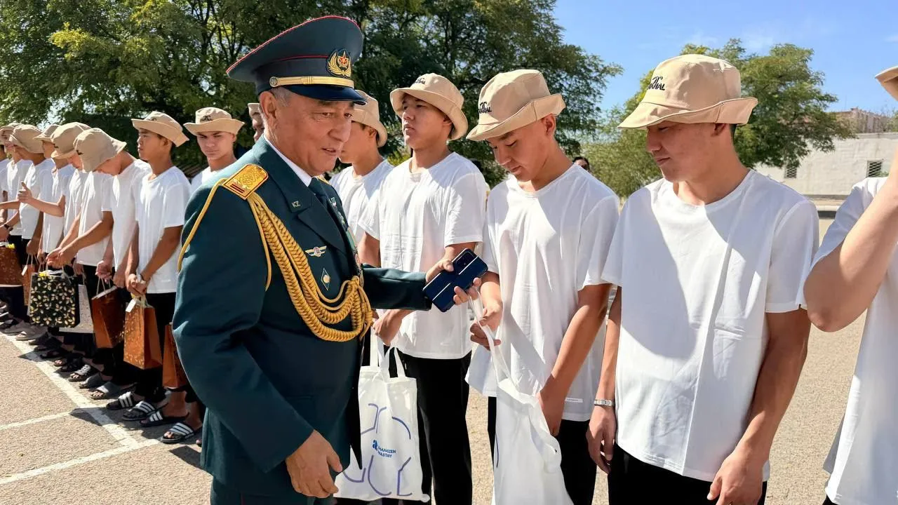 Маңғыстаулық 20 сарбаз әскери борышын өтеуге шекара қызметіне аттанды