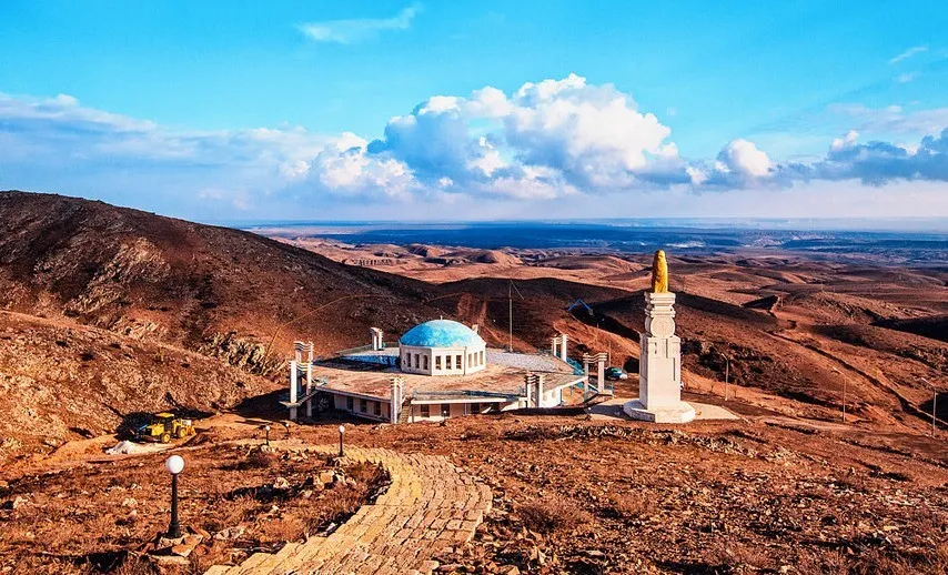 Биыл Отпан таудағы мерекені Тәзіке ата ұрпақтары ұйымдастырады