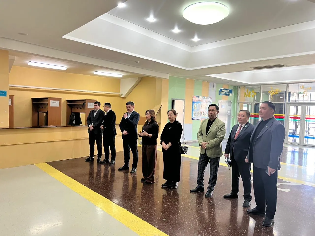 Ақтаудағы спорт мектебінің қызметкерлері референдумға барады