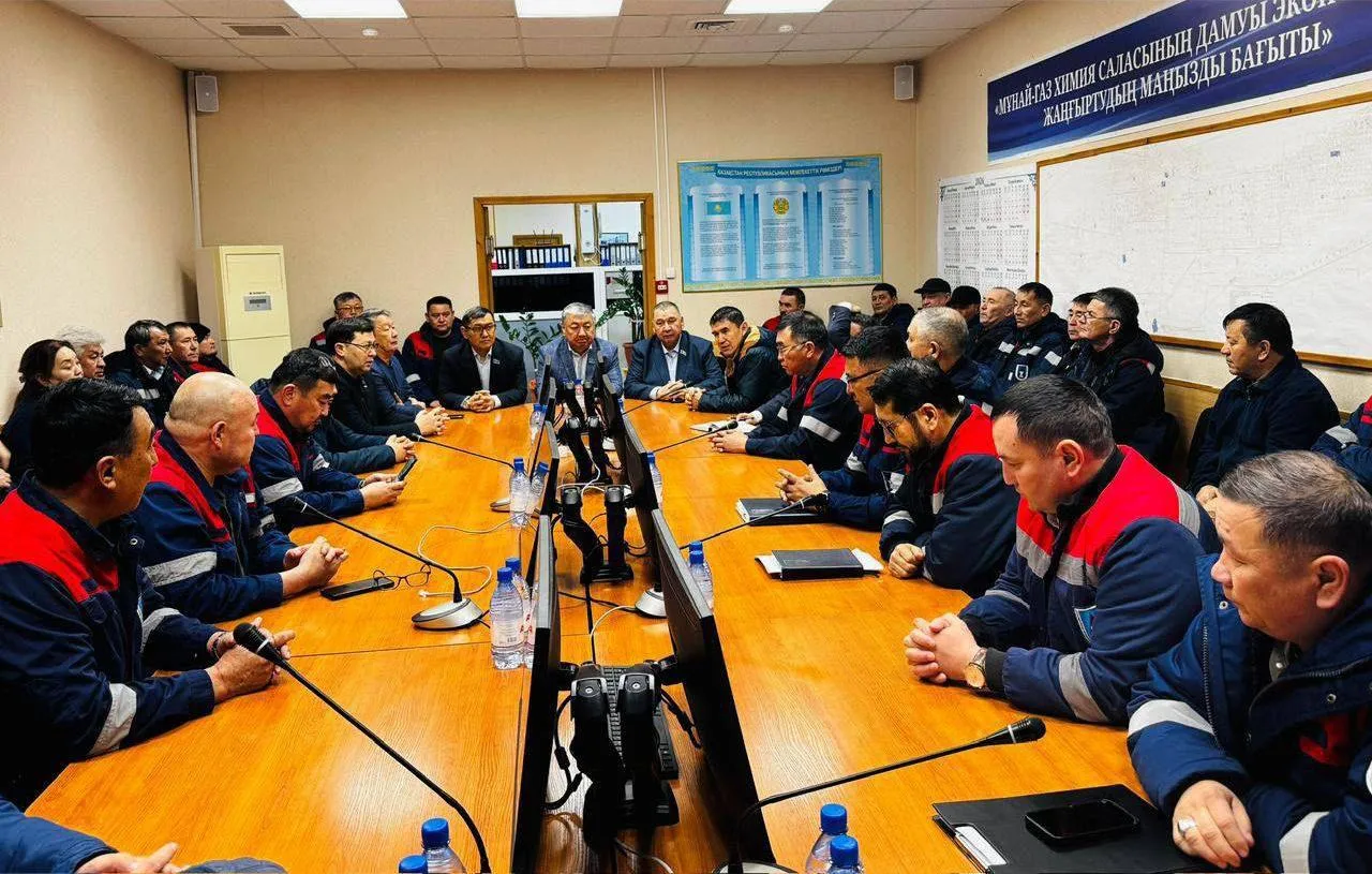 «Қаражанбас» мұнайшылары референдумға барады