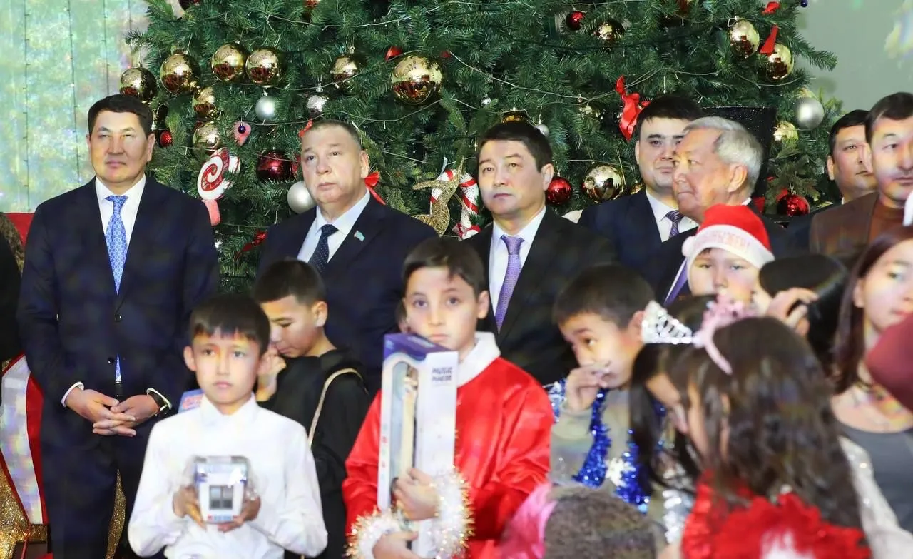 «Ғажайыпқа толы Жаңа жыл»: Маңғыстауда Президент шыршасы өтті