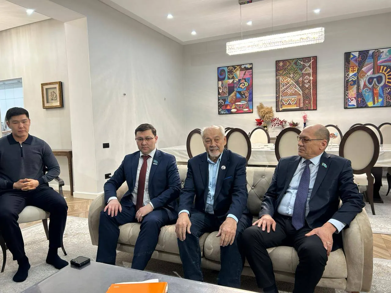 Төтенше жағдайлар қызметінің ардагері Қажымұрат Хайрушев референдумға барады