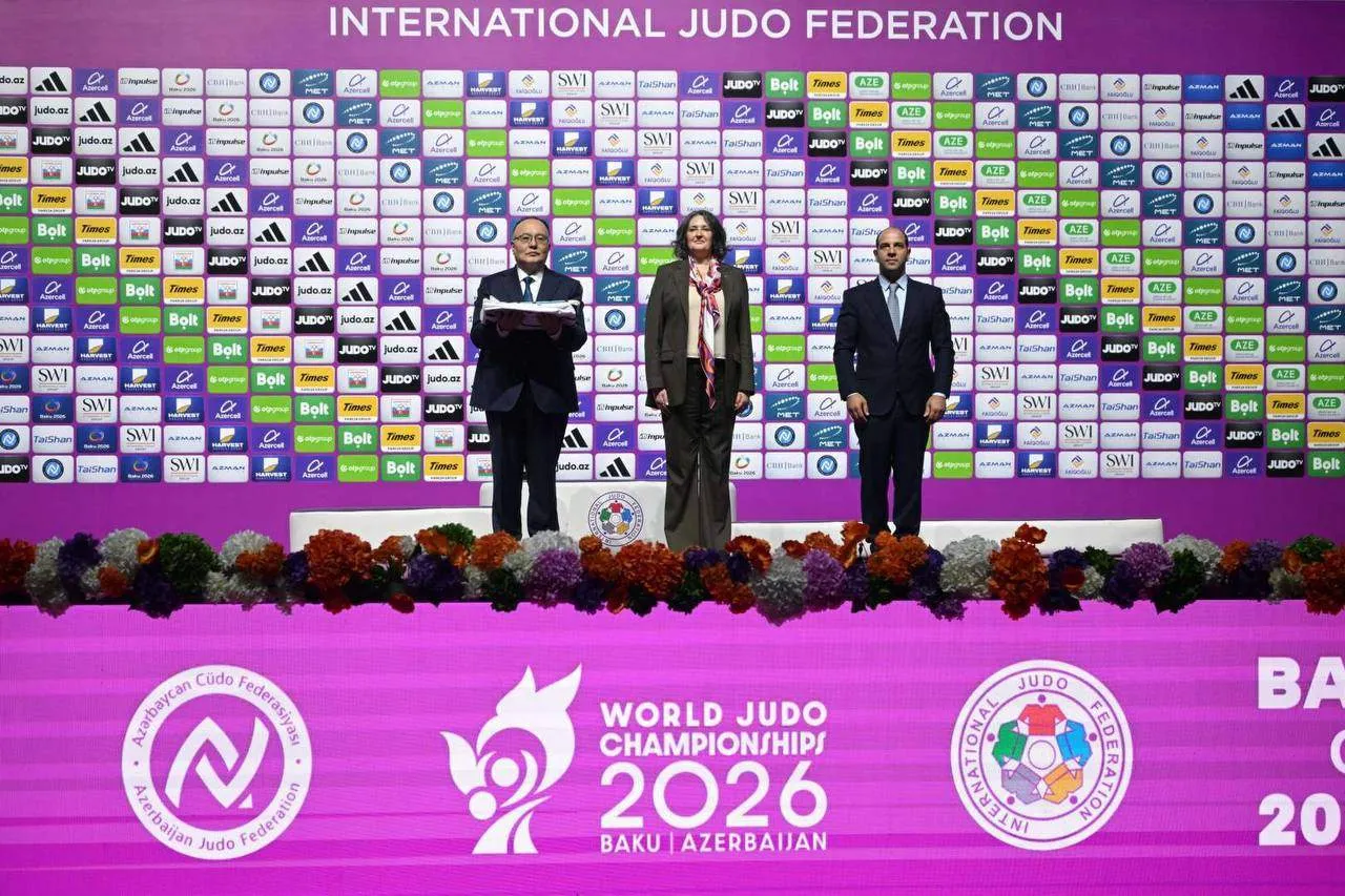 IJF Қазақстанға әлем чемпионатының туын табыстады