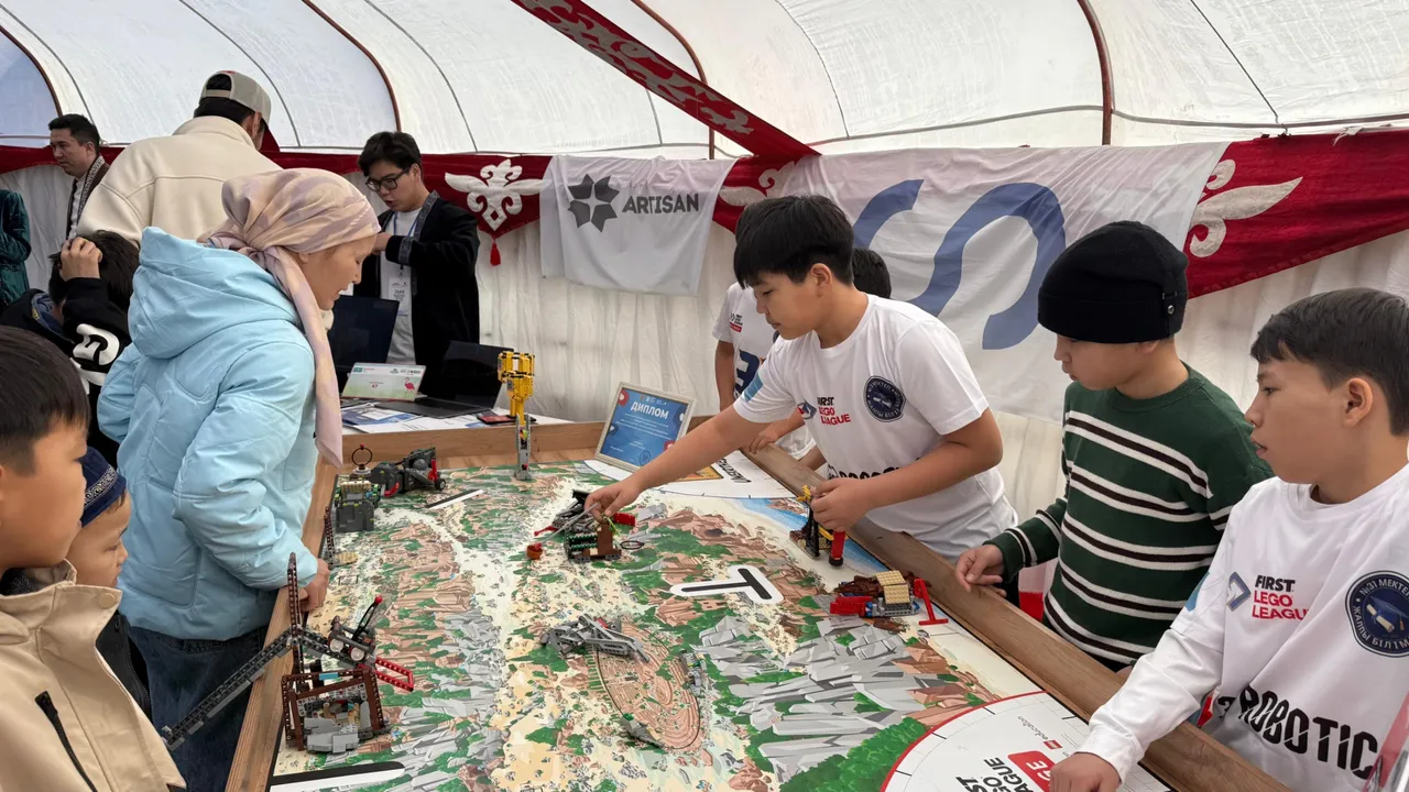 Маңғыстауда Наурыз тойында цифрлық киіз үй тігілді