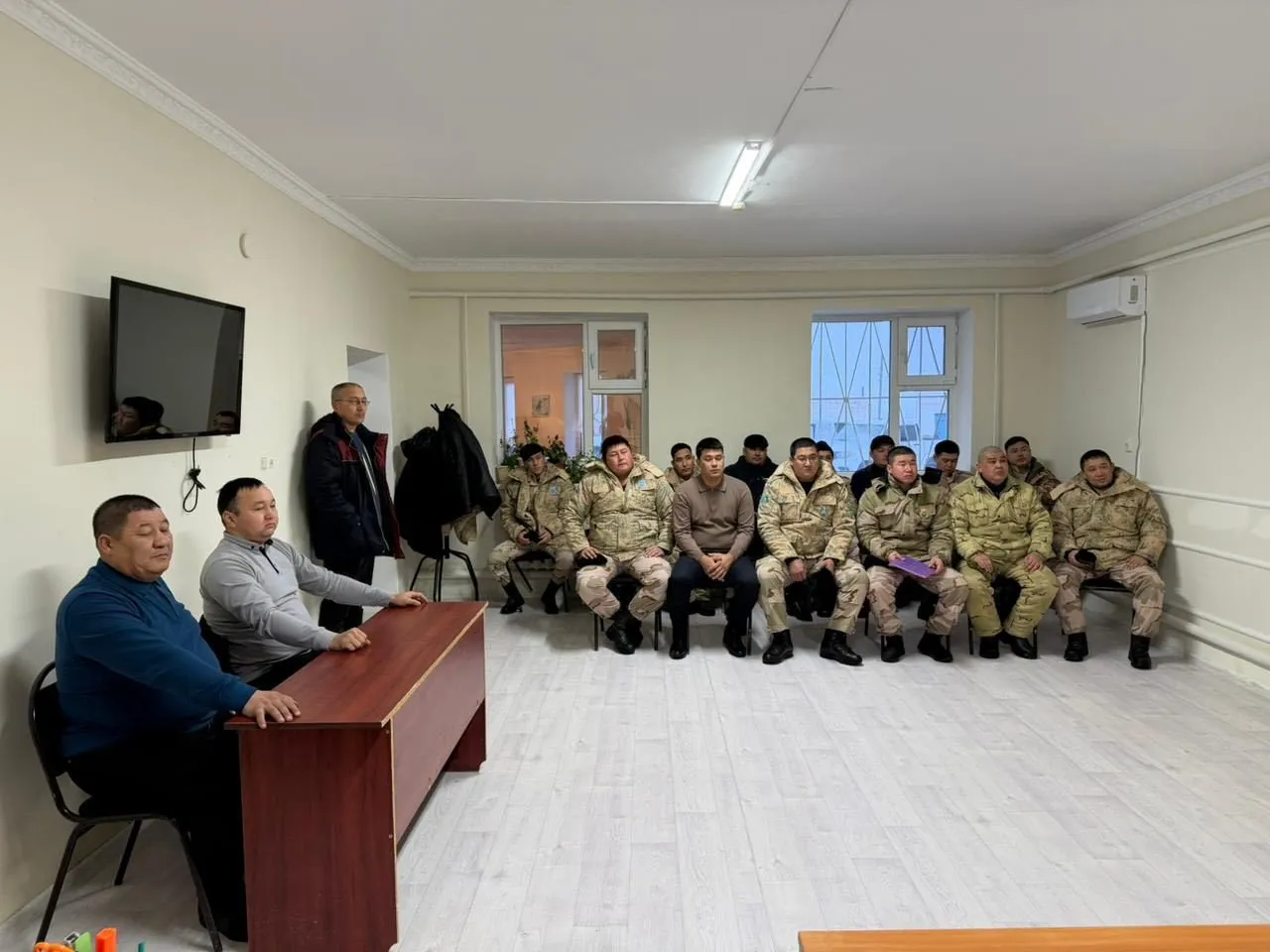 «Қызылсай» табиғи паркінде құтырудың алдын алу мәселесі талқыланды