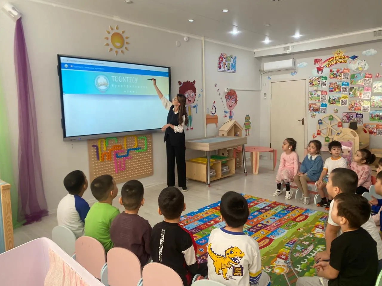 Маңғыстаулық студенттер балабақша бүлдіршіндеріне арнап мультфильм жасап шығарды