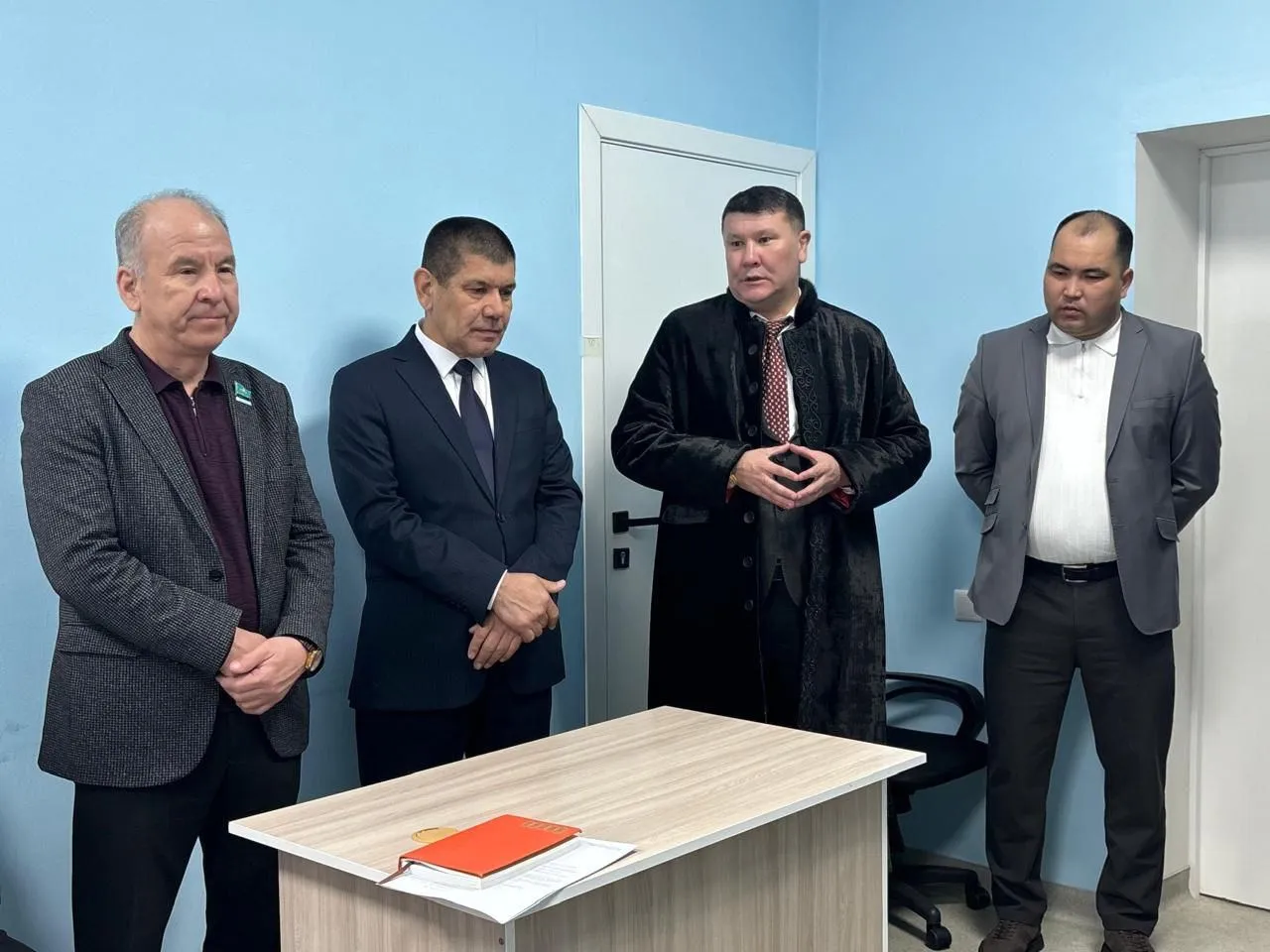 Жаңаөзендегі №3 ауруханасының қызметкерлері референдумға барады