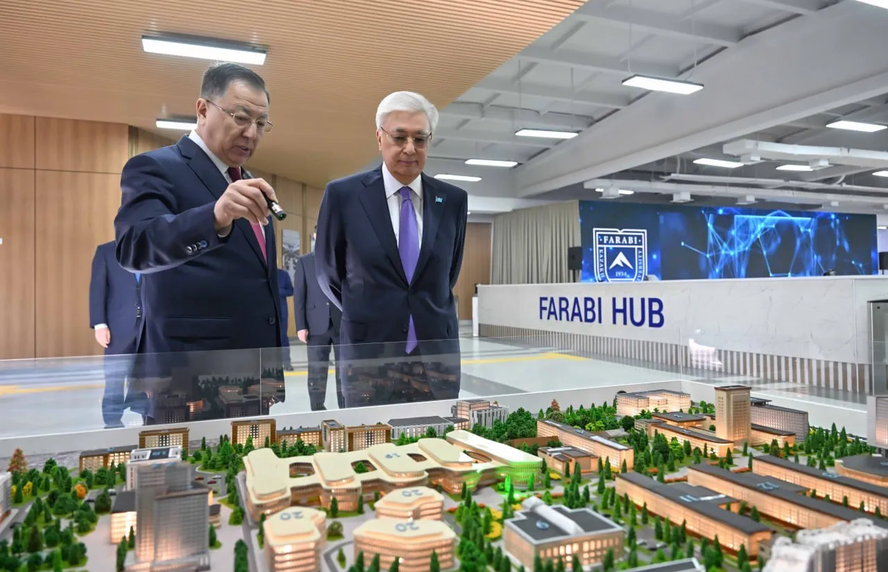 Мемлекет басшысы әл-Фараби атындағы Қазақ ұлттық университетіне барды