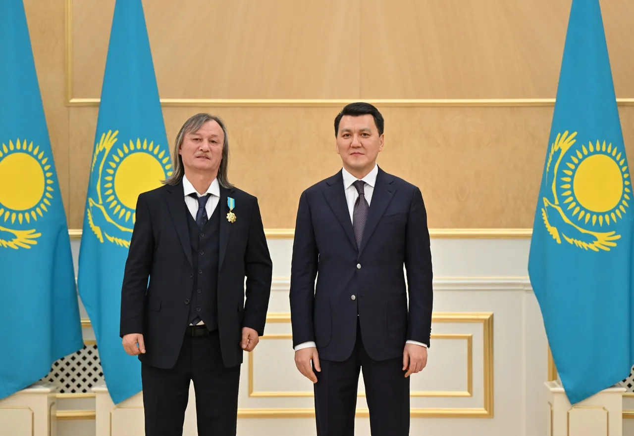 Ұлықпан Жолдасов «Парасат» орденімен марапатталды