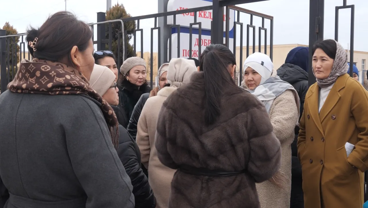 Ақтауда ата-аналар лицензиясыз жұмыс істеген мектеп-интернаттан миллиондаған қаражатын қайтара алмай отыр