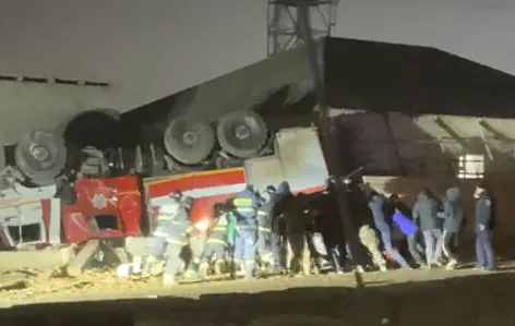 Жаңаөзенде өрт сөндіру көлігі соққан үйде ұйықтап жатқан оқушы қыз қаза тапты