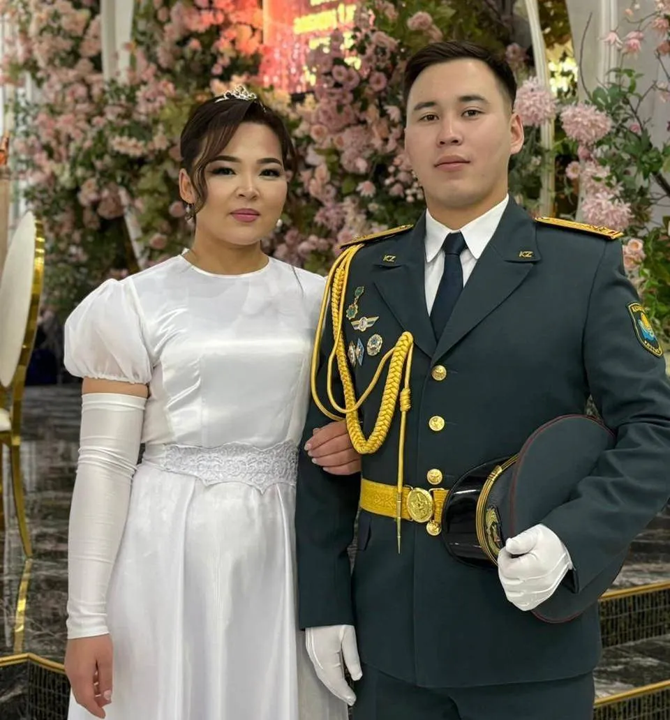 Ұлттық ұлан офицері Жаңаөзенде өткен «Grand ball–2025» байқауында «вальс ханзадасы» атанды