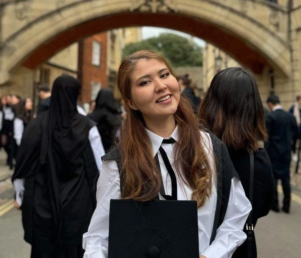 Ақтаудағы НЗМ түлегі Оксфорд университетінің оқытушысы атанды