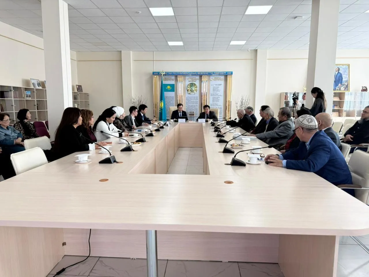 Қазақстан Жазушылар Одағының Маңғыстау облысы филиалының директор-өкілі қызметіне Анар Шамшадинова тағайындалды