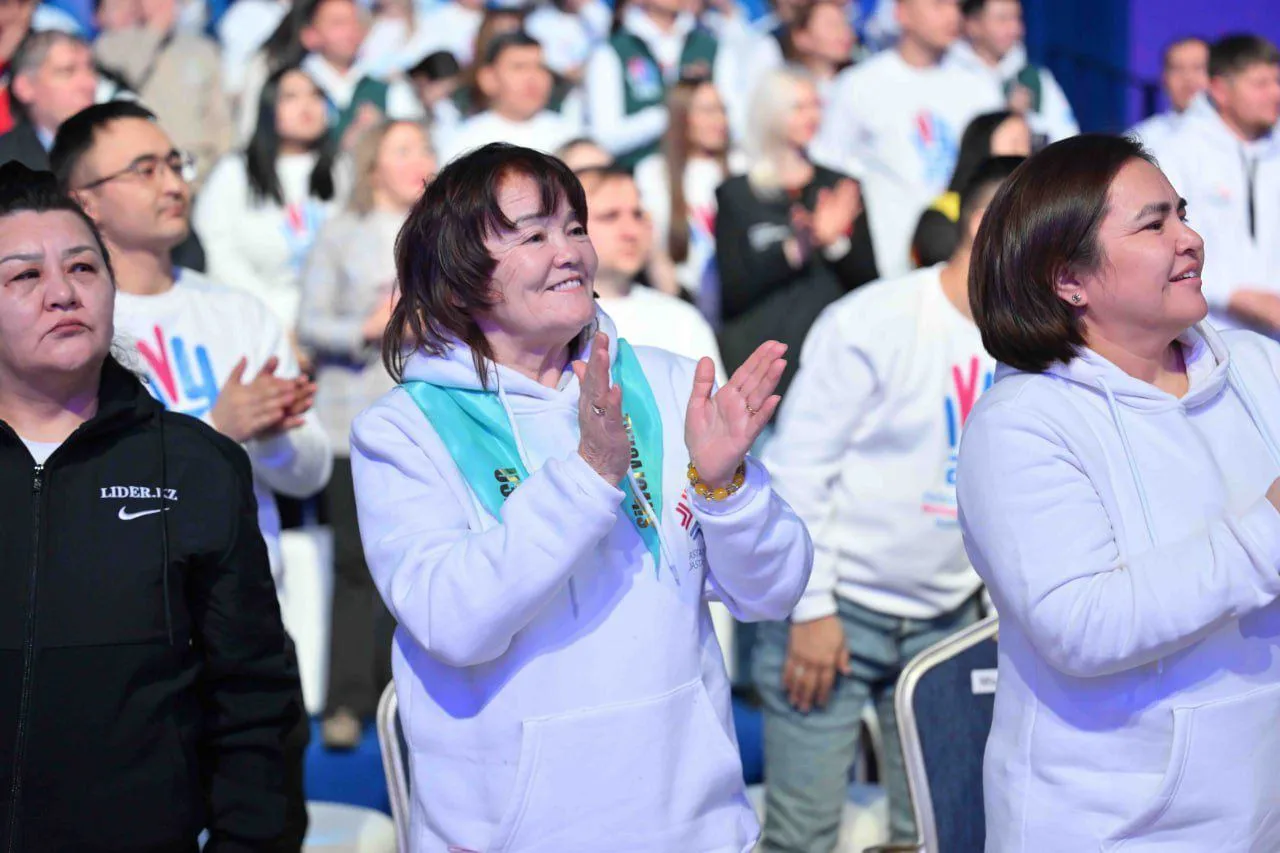 Мемлекет басшысы волонтердің цифрлық паспортын жасау туралы ұсынысқа қолдау білдірді