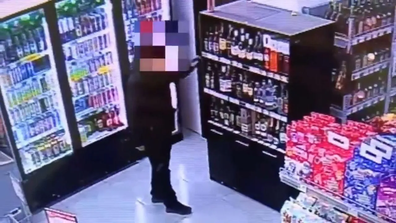 Ақтауда шоколад пен алкоголь ұрлаған күдікті қамауға алынды