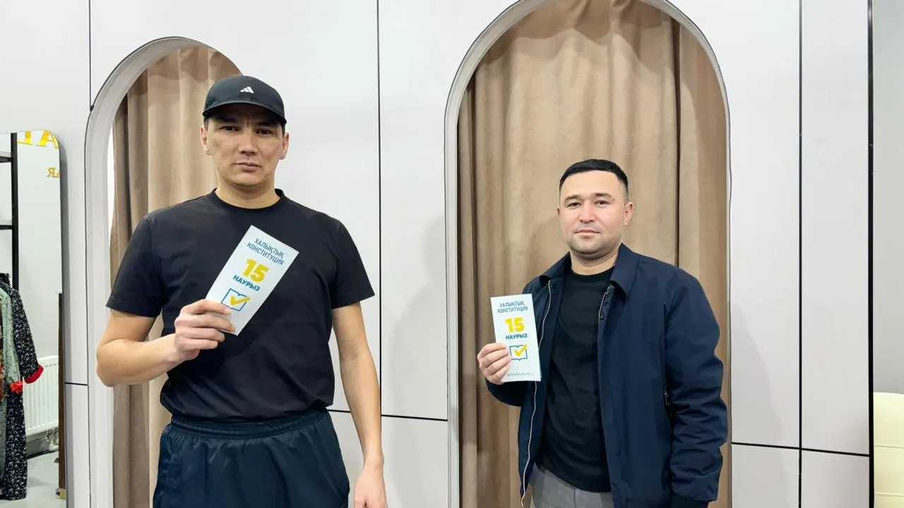 «Akkala Mall» сауда орталығында облыс тұрғындары референдумға шақырылды