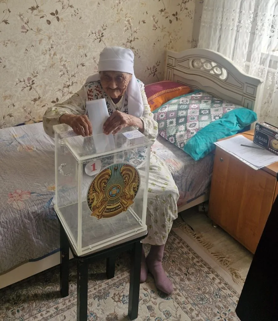 Тыл ардагерлері референдумда дауыс берді