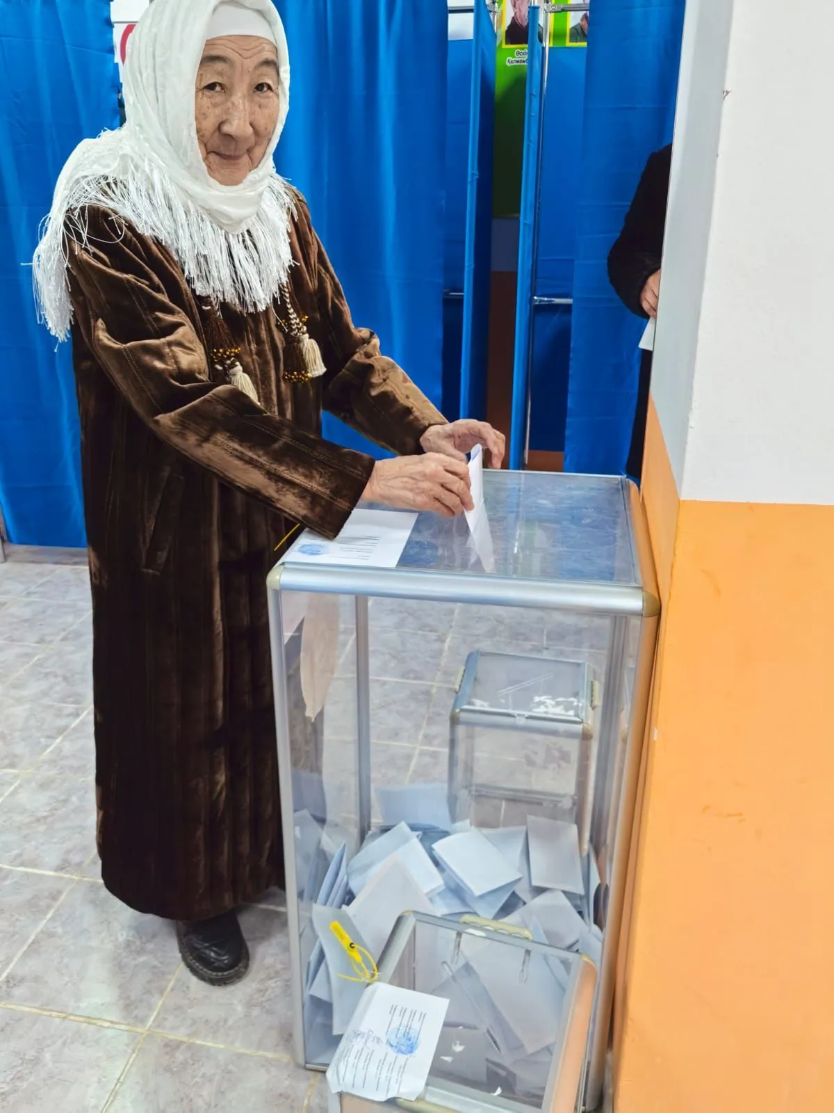 Сайлаугүл референдумға барды