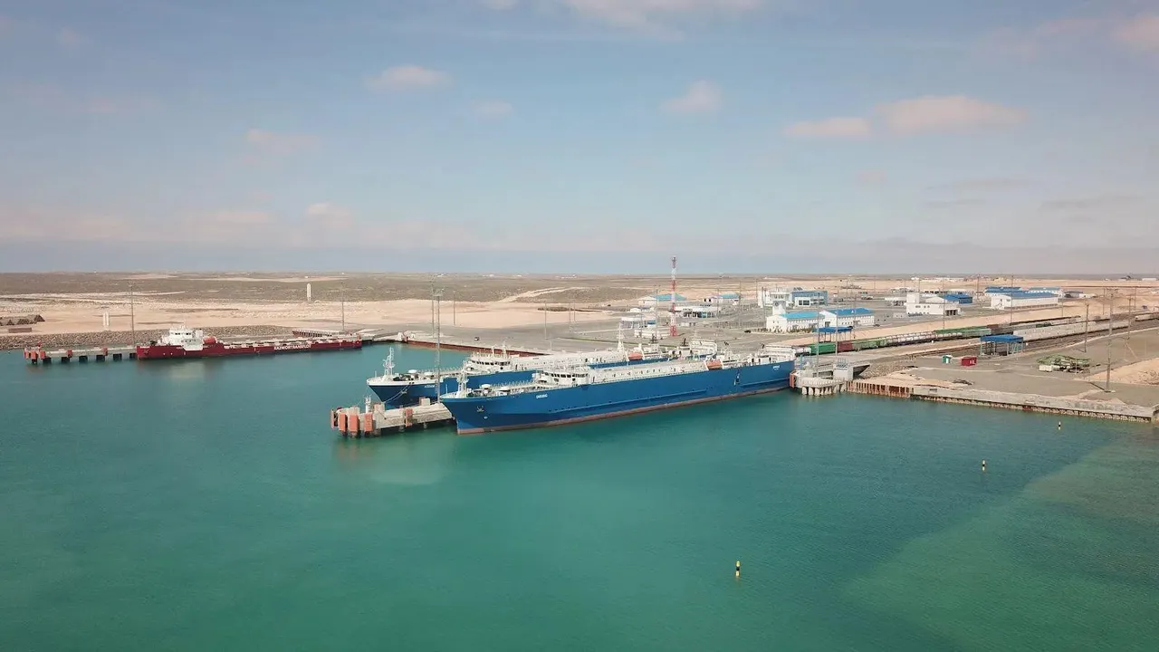 Ақтау теңіз порты АЭА аумағы 10 мың гектарға ұлғайды