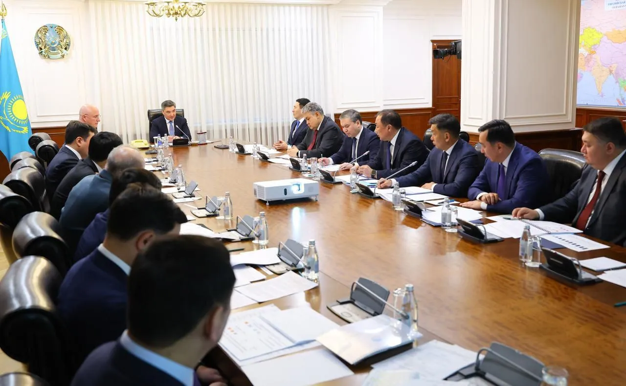 «Шалқар – Бейнеу», «Бейнеу – Маңғыстау» теміржолдары жөнделіп жатыр