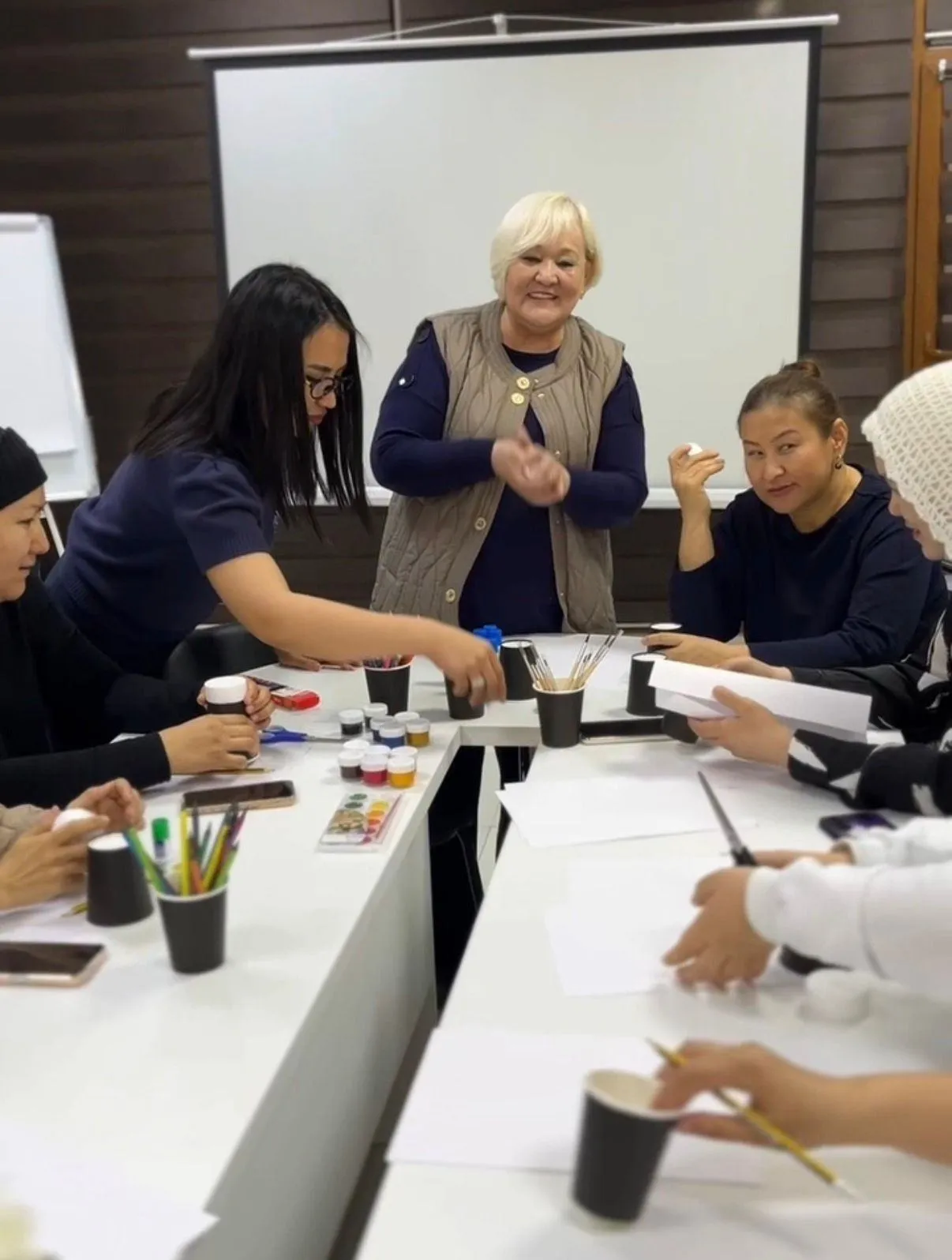 «Аналарға қолдау – қоғамға қамқорлық»: Ақтауда әлеуметтік осал топтағы аналарға қолдау көрсетілді