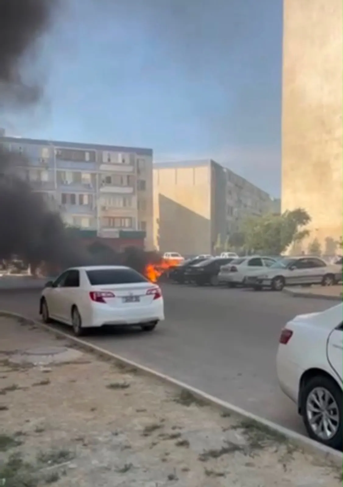 Ақтауда автокөлік өртенді