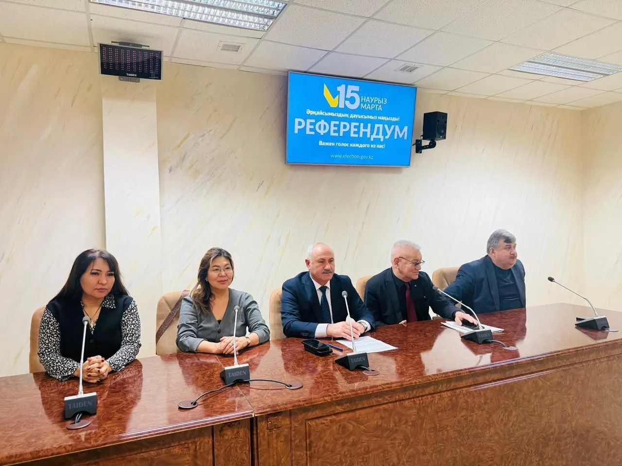 Ақтауда этномәдени бірлестік өкілдері референдумда дауыс береді