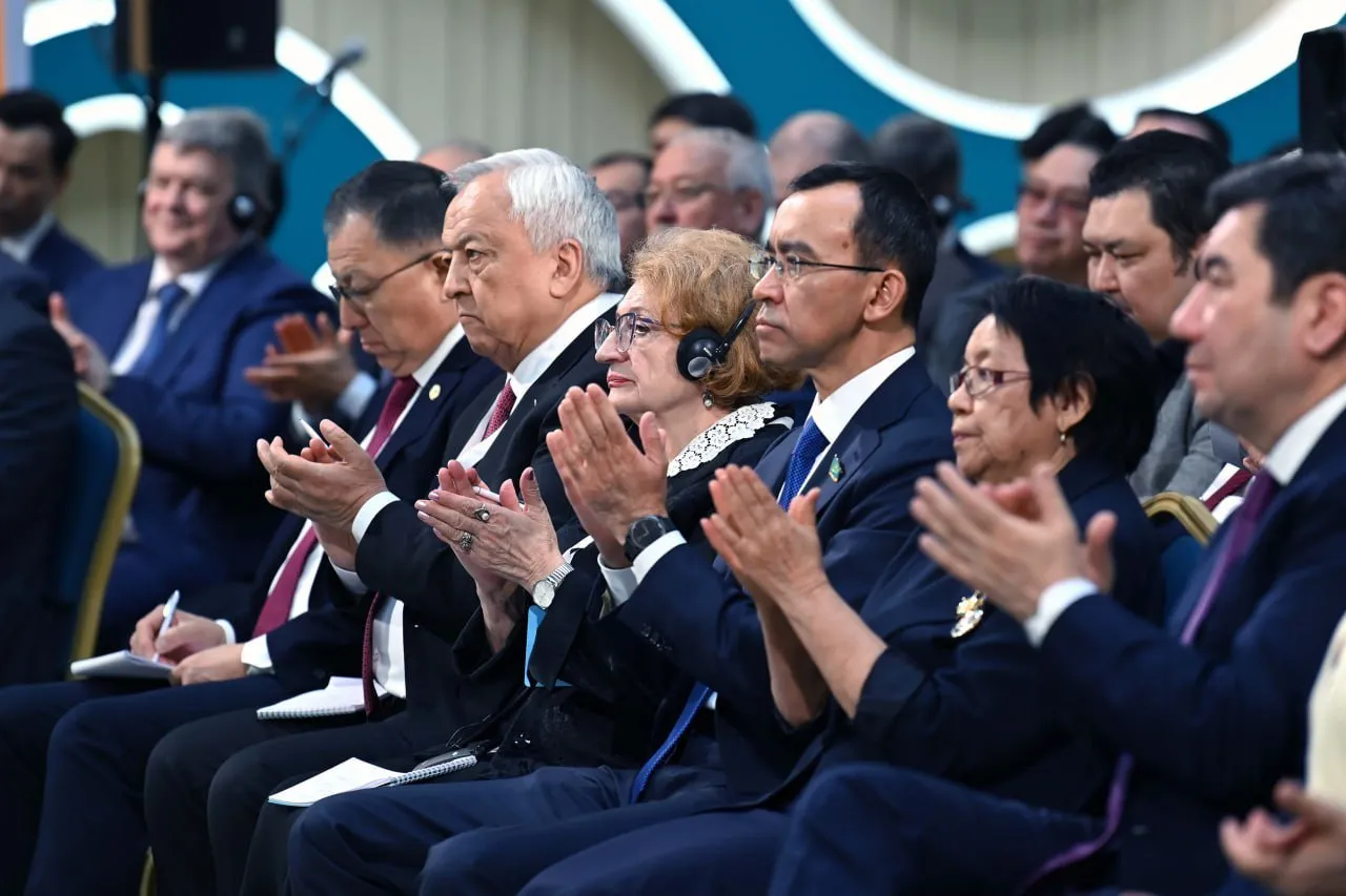 Жаңа Конституция референдум арқылы халыққа ұсынылмақ