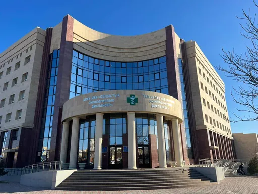 Ескі ғимараттан заманауи клиникаға дейін: Тәуелсіздік жылдарында облыстық онкологиялық диспансер қалай өзгерді
